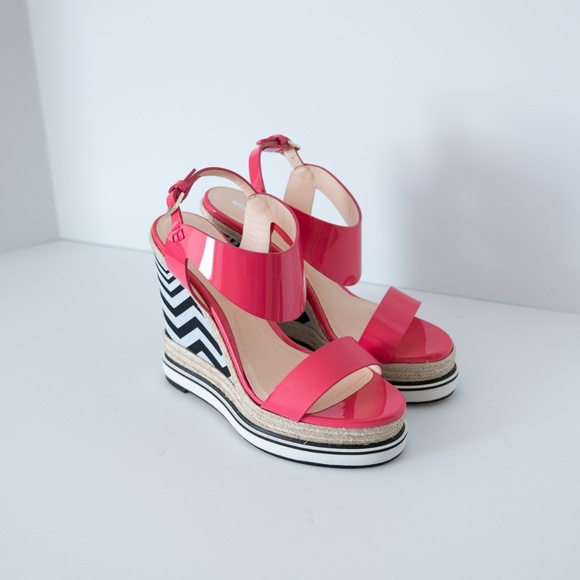 Nicholas Kirkwood - Leda Wedge Sandals - Picture 1 of 8